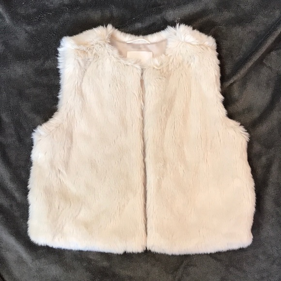Wilfred faux fur vest
